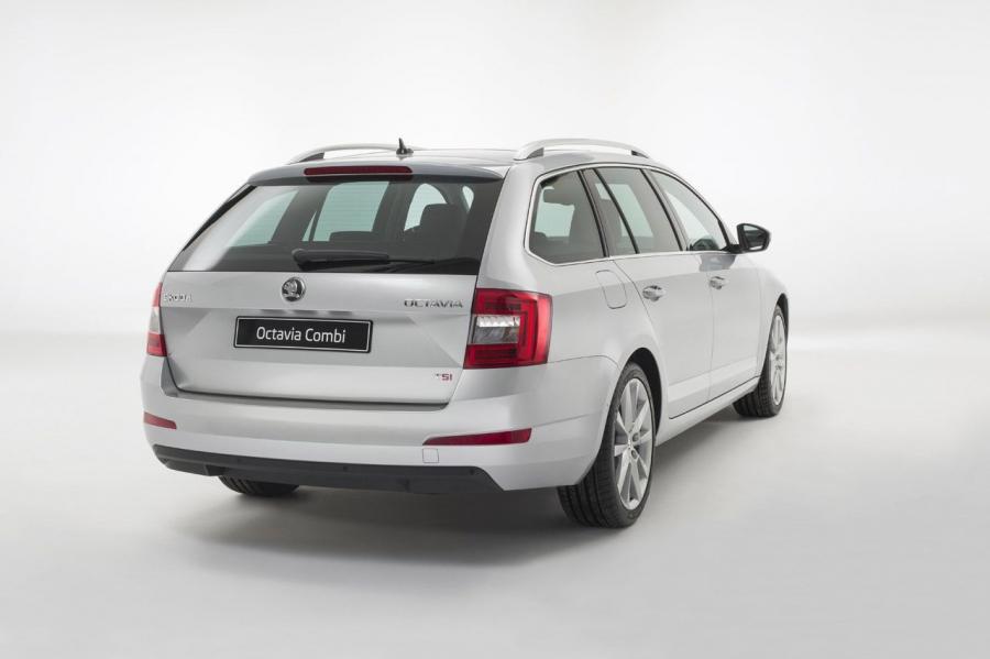  Skoda Octavia Combi 2013 года  (фото 3 из 26)
